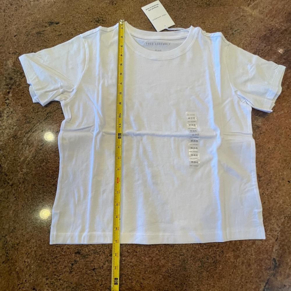 NEW! (3) Free Assembly Short Sleeve T-Shirts White, Black and Stripe Size XS NWT - Picture 5 of 8